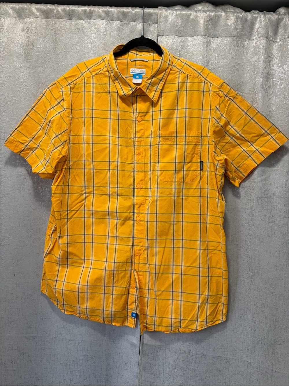 Columbia Yellow Plaid Short Sleeve Button-Down Shirt Omni shade sun protection
